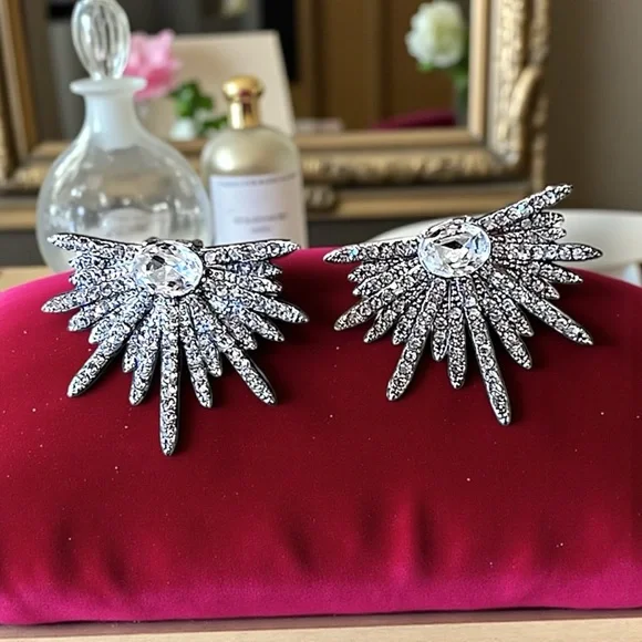 Art Deco Silver Toned Rhinestone Starburst Earrings - Picture 6 of 17